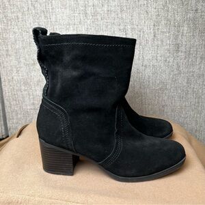 White Mountain BEHARI Womens Black Suede Pull On Ankle Boots Size 8